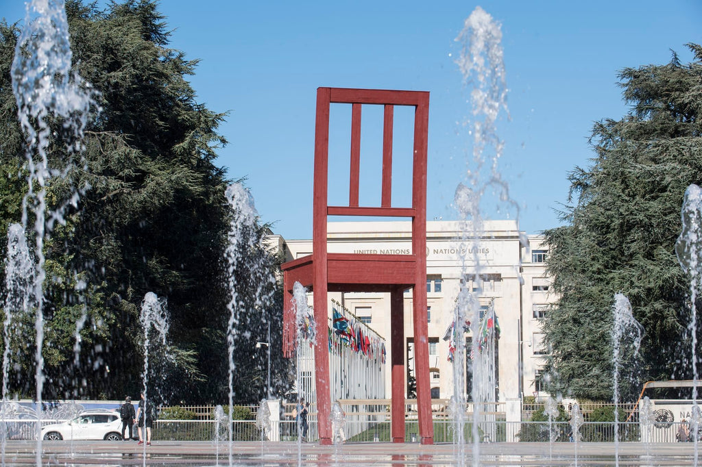 Les secrets diplomatiques et célèbres de Genève & apéritif de produits locaux